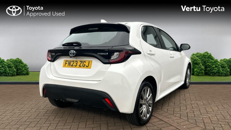 Toyota Yaris 1.5 Hybrid Icon 5dr CVT Hybrid Hatchback